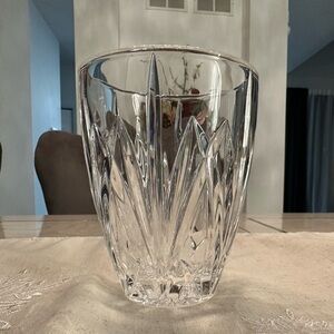 Waterford Marquis Brookside Hurricane Lead Crystal Rose Vase